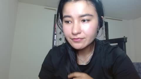 Snapshot of trebol_4 chatting on May 13, 10:17 pm trebol_4 online show from May 13, 10:17 pm