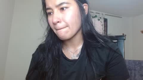 Snapshot of trebol_4 chatting on May 19, 8:04 pm trebol_4 online show from May 19, 8:04 pm