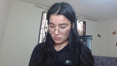 Snapshot of trebol_4 chatting on May 22, 6:35 pm trebol_4 online show from May 22, 6:35 pm