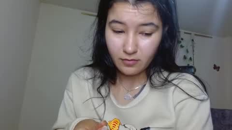 Snapshot of trebol_4 chatting on June 3, 12:52 pm trebol_4 online show from June 3, 12:52 pm