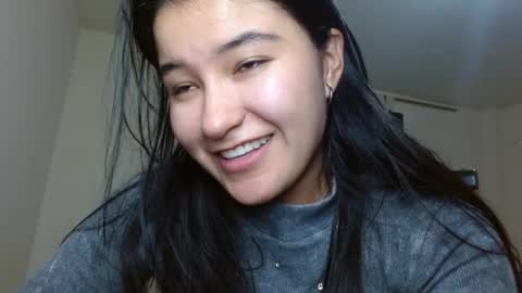 Snapshot of trebol_4 chatting on June 7, 9:07 pm trebol_4 online show from June 7, 9:07 pm