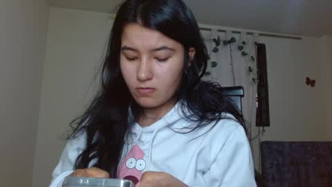 Snapshot of trebol_4 chatting on June 8, 4:40 pm trebol_4 online show from June 8, 4:40 pm