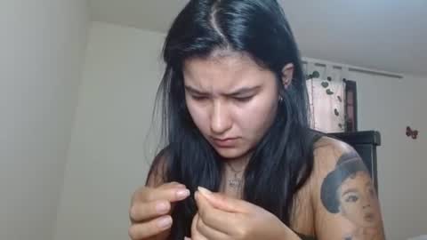 Snapshot of trebol_4 chatting on June 13, 5:44 pm trebol_4 online show from June 13, 5:44 pm