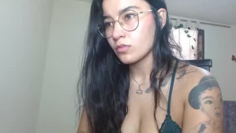 Snapshot of trebol_4 chatting on June 17, 5:14 pm trebol_4 online show from June 17, 5:14 pm