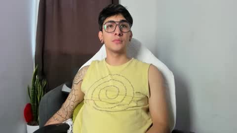 Trebol Lynn online show from December 16, 6:57 pm