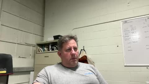 Snapshot of treborinthesky chatting on February 10, 10:19 pm treborinthesky online show from February 10, 10:19 pm