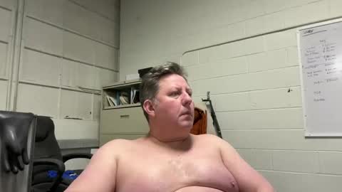 Snapshot of treborinthesky chatting on March 3, 10:42 pm treborinthesky online show from March 3, 10:42 pm