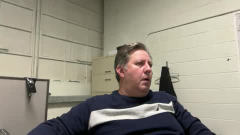 Snapshot of treborinthesky chatting on November 12, 11:47 pm treborinthesky online show from November 12, 11:47 pm