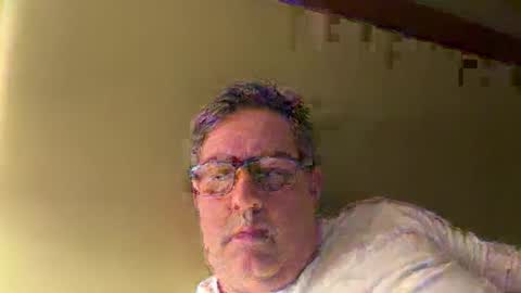 Snapshot of treborinthesky chatting on March 27, 10:59 am treborinthesky online show from March 27, 10:59 am