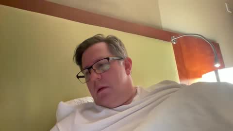 Snapshot of treborinthesky chatting on April 21, 2:26 am treborinthesky online show from April 21, 2:26 am