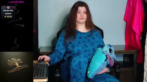 TreeJeanne online show from March 11, 1:55 am