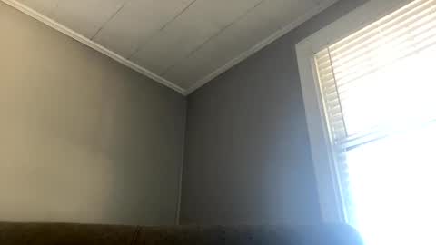 treeman817 online show from November 14, 3:33 pm