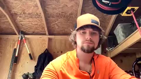treeman817 online show from May 27, 9:01 pm
