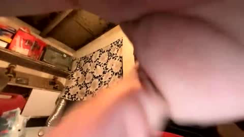 Snapshot of trees559 chatting on February 26, 6:56 am trees559 online show from February 26, 6:56 am