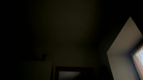 Snapshot of trembi1234 chatting on January 28, 8:04 am trembi1234 online show from January 28, 8:04 am