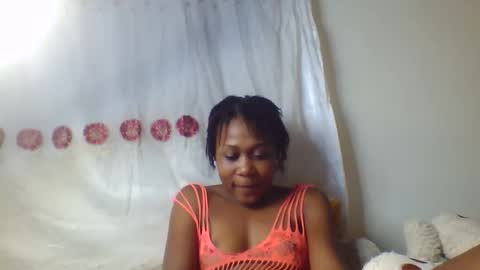 tresyamber online show from May 13, 9:55 pm