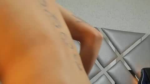 trevordonson_vc online show from January 17, 11:26 am