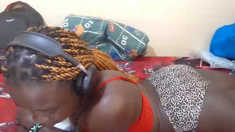 Tracy online show from April 10, 11:48 am