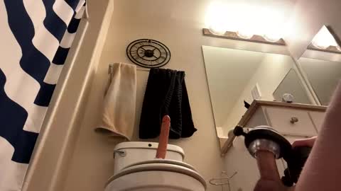 Snapshot of trickydick6 chatting on February 9, 5:39 pm trickydick6 online show from February 9, 5:39 pm