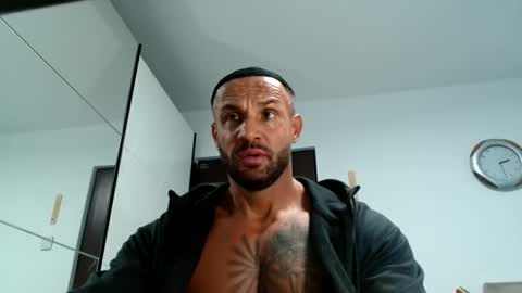 Snapshot of tridentmuscles chatting on January 8, 12:40 pm tridentmuscles online show from January 8, 12:40 pm