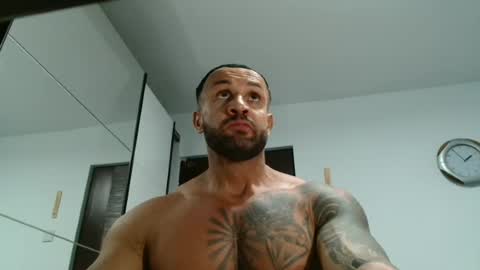 Snapshot of tridentmuscles chatting on April 30, 10:54 am tridentmuscles online show from April 30, 10:54 am