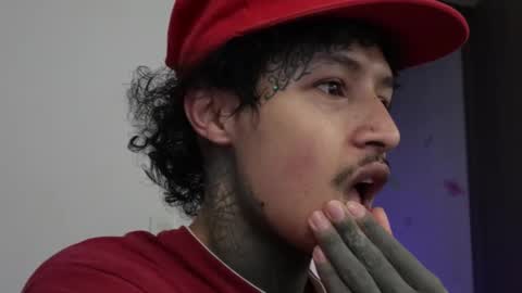 - trieone online show from December 22, 12:02 pm