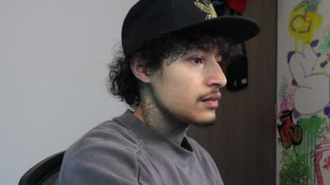 - trieone online show from March 31, 2:28 pm