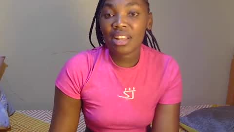 Snapshot of trina_z chatting on July 8, 10:42 am trina_z online show from July 8, 10:42 am