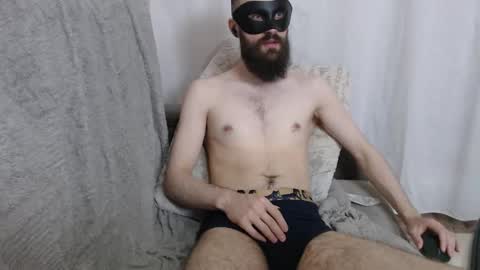 Snapshot of trinity963 chatting on October 31, 5:52 am Jack online show from October 31, 5:52 am