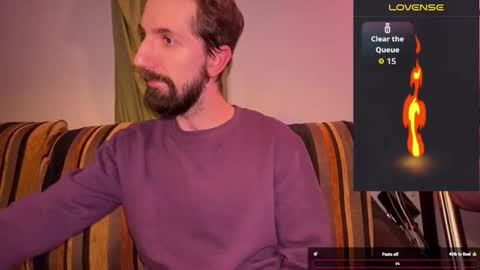 Snapshot of triplestripes chatting on February 21, 9:16 pm SibSab online show from February 21, 9:16 pm