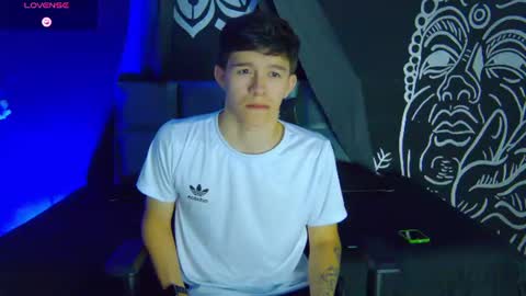 trisstan_kane online show from June 18, 12:31 pm