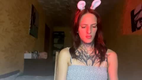 Snapshot of tristalevy chatting on November 15, 4:10 am Sofa Im new here and so far I do not take off the panties online show from November 15, 4:10 am