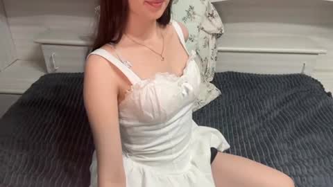 Snapshot of tristalevy chatting on June 29, 10:10 am Sofa Im new here and so far I do not take off the panties online show from June 29, 10:10 am