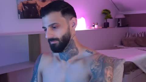 Snapshot of tristangreyaura chatting on March 2, 7:15 am Trystan Grey online show from March 2, 7:15 am