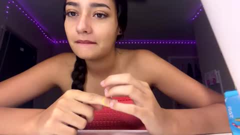tristianmarie online show from June 7, 1:21 am