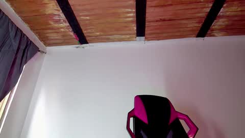 trix_ebony online show from November 6, 8:10 pm