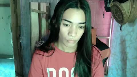 Snapshot of trixie_loresucker chatting on October 29, 8:27 am trixie_loresucker online show from October 29, 8:27 am