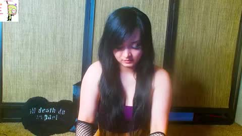 Snapshot of trixiedoescamcam chatting on January 6, 11:40 pm trixiedoescamcam online show from January 6, 11:40 pm