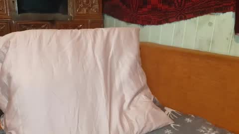 Snapshot of troncq chatting on February 25, 12:45 pm Troncq online show from February 25, 12:45 pm