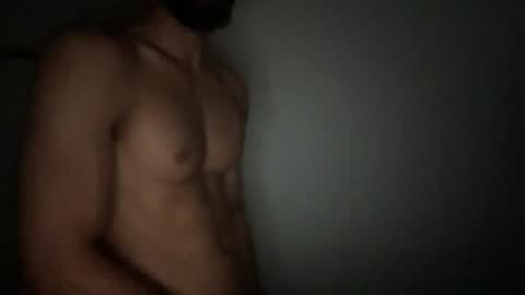 tropiclightskin97 online show from July 11, 10:44 pm