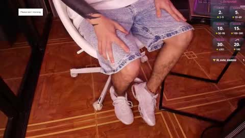 Troy online show from November 19, 7:25 pm