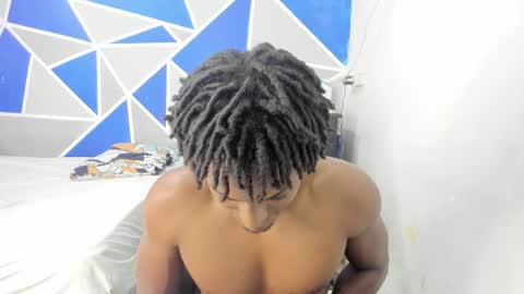 troy_stonee online show from February 14, 2:47 pm