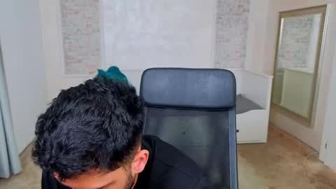 TroyWade online show from May 20, 5:02 am