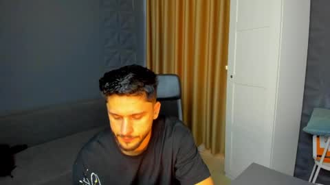 TroyWade online show from May 23, 4:39 am