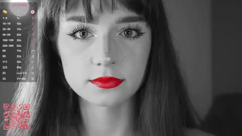 Grace online show from October 4, 8:07 pm