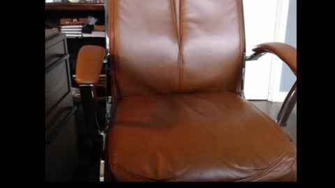Snapshot of trvler72 chatting on April 30, 11:42 pm trvler72 online show from April 30, 11:42 pm