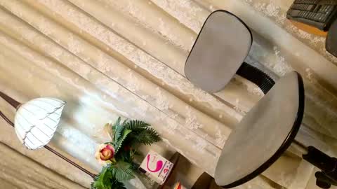 Snapshot of ts_chloexxx chatting on April 15, 8:54 am Chloe online show from April 15, 8:54 am