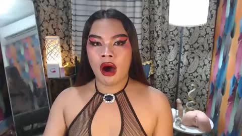 Snapshot of tsbrianabankhugecock chatting on February 15, 12:15 am brianna online show from February 15, 12:15 am