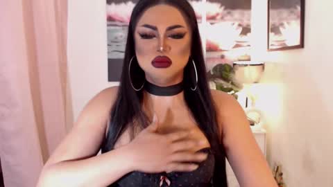 Snapshot of tsdarkdevon chatting on February 23, 5:56 am tsdarkdevon online show from February 23, 5:56 am