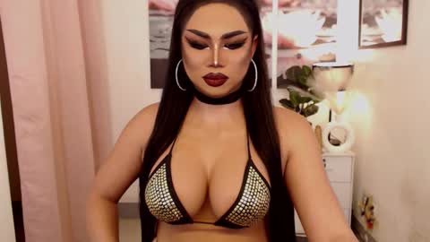 Snapshot of tsdarkdevon chatting on February 24, 9:00 am tsdarkdevon online show from February 24, 9:00 am